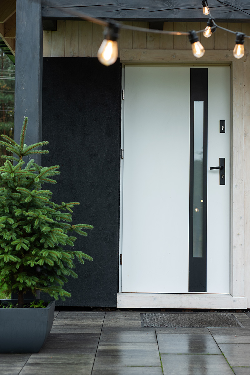 Външни блиндирани врати